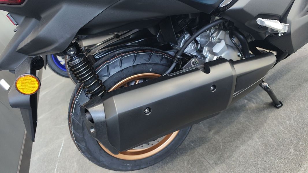 两个多月等得不久，YAMAHA XMAX提车作业2348|小老婆汽機車資訊網