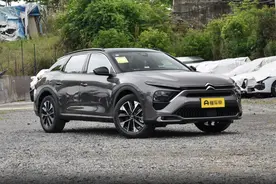 雪铁龙凡尔赛C5X：好车被埋没，错过很可惜！图片