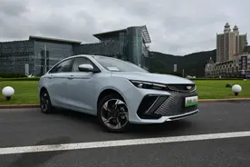 15万级最强混动！6.9秒破百+直喷动力 试驾帝豪L Hi·X图片