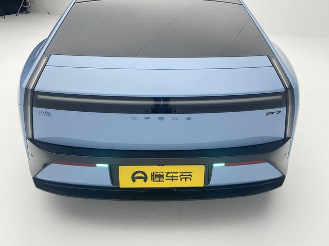 全新小鹏P7首发并开启预订