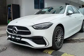 奔驰也将“价格战”进行到底！全系降幅达11.2万，值得入手吗？图片