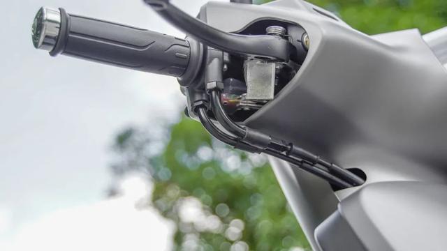 一万出头的高颜值本田复古踏板——新大洲本田NS125LA静态评测