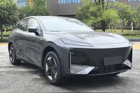 新车 | 动力调整/中型SUV，深蓝S07新车型曝光，现款14.99万元起图片