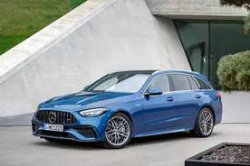 奔驰C 43售70.08万元，带电动涡轮的2.0T见过没？图片