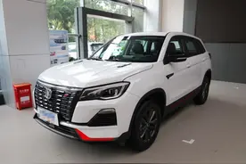 长安CS75蓝鲸版1.5T手动时尚型上市 售价10.29万 搭载1.5T发动机图片