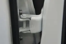 这辆影豹R值不值得买？看完你就知道了图片