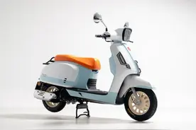 打破底线？4980元起，破界小卡拉125：可以和电动车说再见了！图片