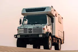 越野性能拉满的房车，改装奔驰乌尼莫克图片