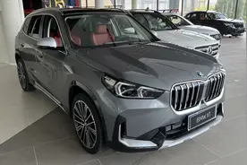 宝马X1/奔驰GLB/奥迪Q3，谁的空间更大？实测体验出结果图片