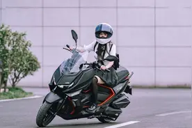 颜值与实力并存，这6台踏板摩托一定不能错过图片