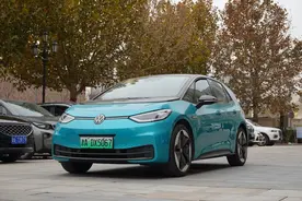 尺寸与高尔夫相当，但空间更宽敞，大众ID.3开起来的感觉如何？图片