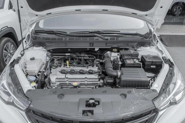 体验长安悦翔入门版，售价仅5.19万，油耗5.4L，外观好看又实惠