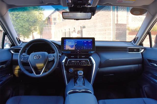 试驾：广汽丰田威飒，驾驶性更高级！