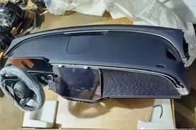 内饰设计堪比S级！全新奔驰E级内饰曝光，将2023年上市图片