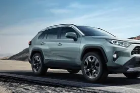 新款丰田RAV4荣放将于5月28日上市 预计价格将有所上涨图片