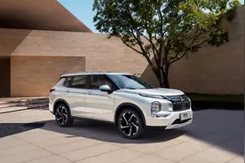 16.98万元起 全新三菱欧蓝德上市图片