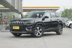 20万出头，买辆2.0T+9AT动力的中型SUV！Jeep自由光到底值不值？图片