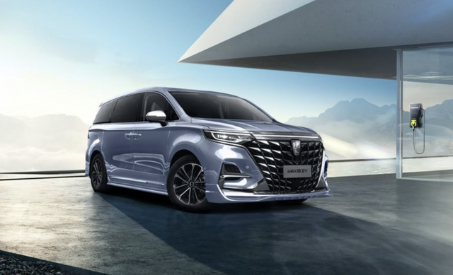 車動態 榮威純電mpv預售 寶馬i5曝光 Mini手動擋停產 Cancer Knowledge