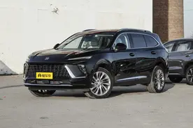 昂科威 2025款 昂科威Plus 四驱Avenir艾维亚车型大概如何？图片