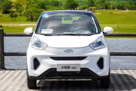 手握4万预算，该买二手奇瑞小蚂蚁还是宏光MINI EV？图片