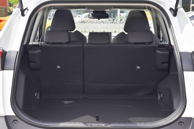 RAV4荣放二手车导购评测