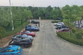 买车为啥不要买黑色？记住这一句“顺口溜”，照着买就不会错图片