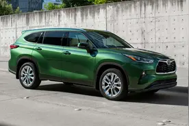 2025款丰田 汉兰达 Hybrid-空间|内饰|设计细节视频封面