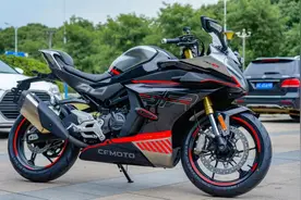 看起来确实香！春风450SR静态解析图片