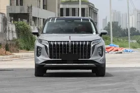 售价25.58万元起，2024款红旗HS7正式上市，竞争大众途昂图片