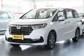 本田奥德赛最低配，市区油耗低至5.4升，绒布座椅比真皮座椅舒服图片