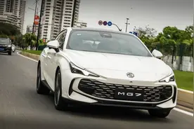 比C6还便宜的B级车，开起来咋样图片