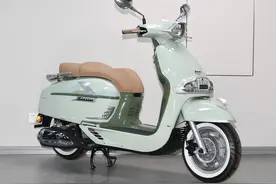 维多利亚Sixties 150Si+ 售价1.498万元 150水冷踏板！图片