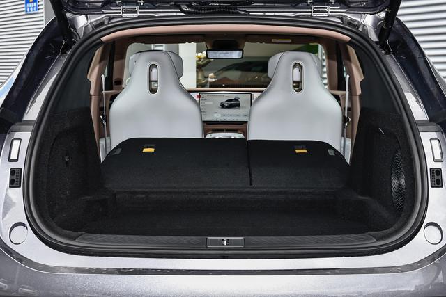 "入门即满配"，华为乾崑ADS 4+鸿蒙座舱，2026款阿维塔07