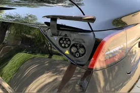 特斯拉Model 3种草功能：洗车模式，操作简单，功能实用图片