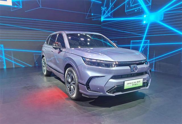全新本田皓影混动版和插电版亮相！提供5座和7座 油耗1.3L/100km
