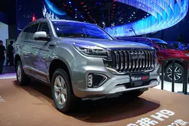 年轻“奶爸”怎么选车？30万拿下这两款7座SUV，动力、空间都有！图片