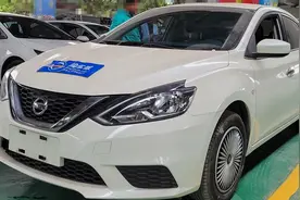 5万捡漏一辆开了不到3年的日产轩逸，验完车才发现是想多了图片