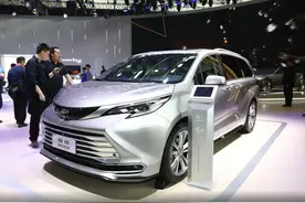 搭载2.5L油电混动，车长超5.1米，解析丰田赛那图片