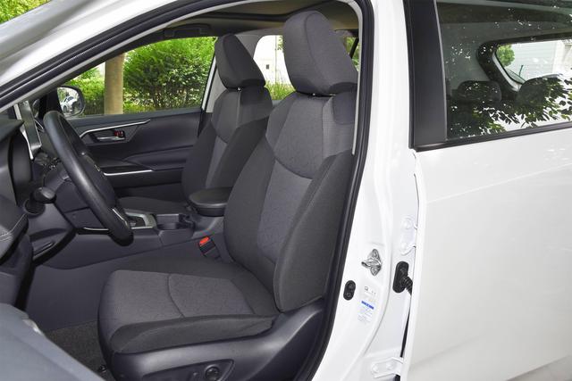 RAV4荣放二手车导购评测