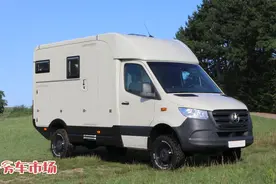 奔驰斯宾特T型房车，四驱柴油动力能越野，不到6米车长好驾驭图片