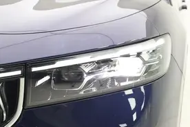 岚图FREE：什么都敢干，要是坏了修起来可不简单图片