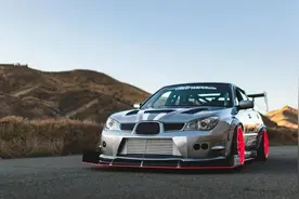 赛道速度机器，改装斯巴鲁WRX9 STI图片