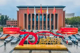 中国一汽70周年，从0到1的中国汽车工业史图片