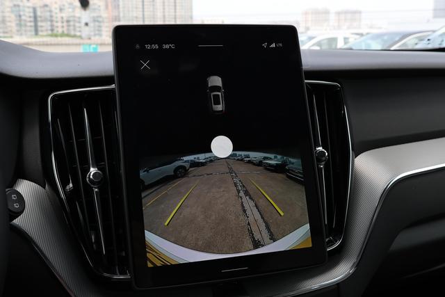 沃尔沃XC60，安全不是口号，硬核防护不玩虚的