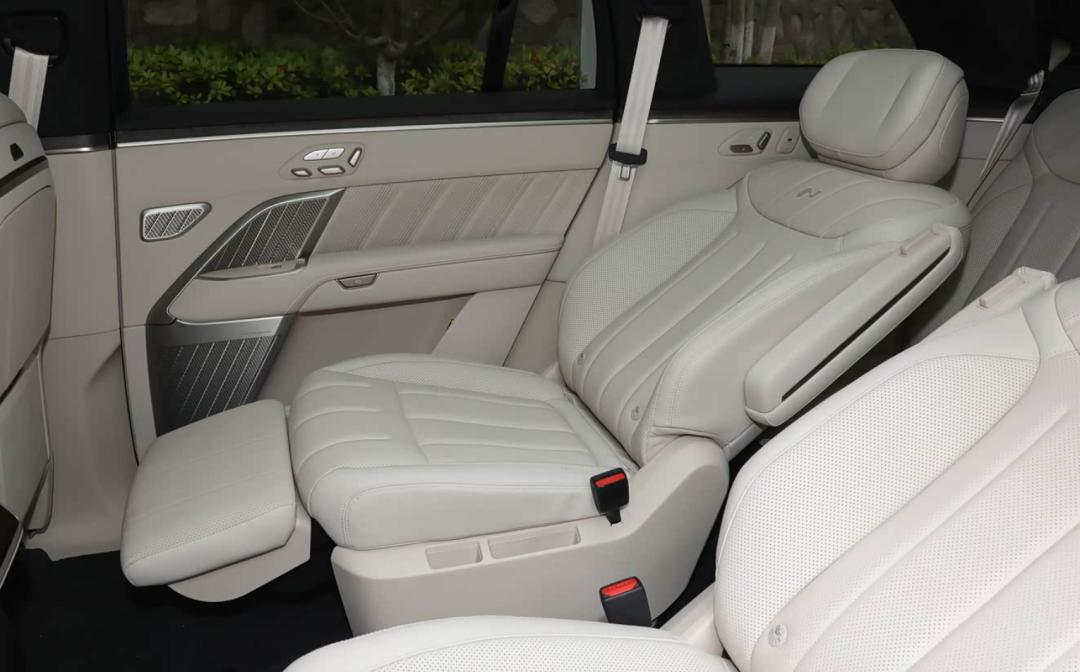 乐道l90_乐道L90 性价比分析_乐道L90 30万级6座纯电SUV