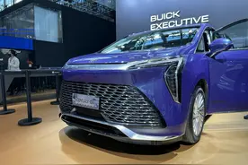 限量5台，售价108.99万，别克世纪高定版亮相图片