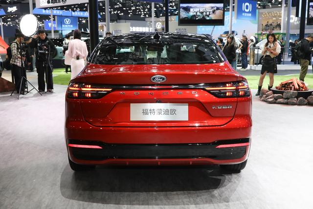长安福特新款蒙迪欧亮相