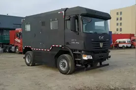 硬派军工品质，造就越野神盾——希欧德“神盾”房车图片