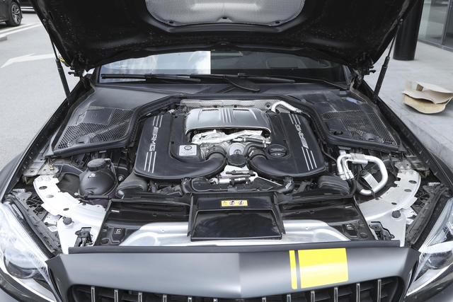 提速猛操控好，进口V8后驱奔驰原改跑车，运动无极限，实拍C级AMG