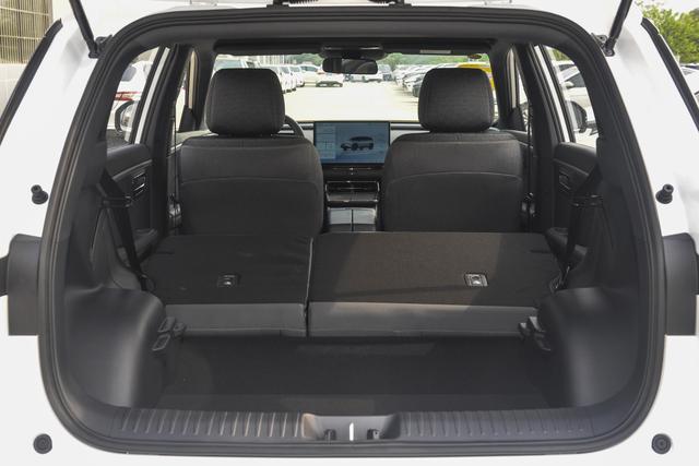 连续两月销量破万，扒开表面看看广汽丰田铂智 3X里边的料